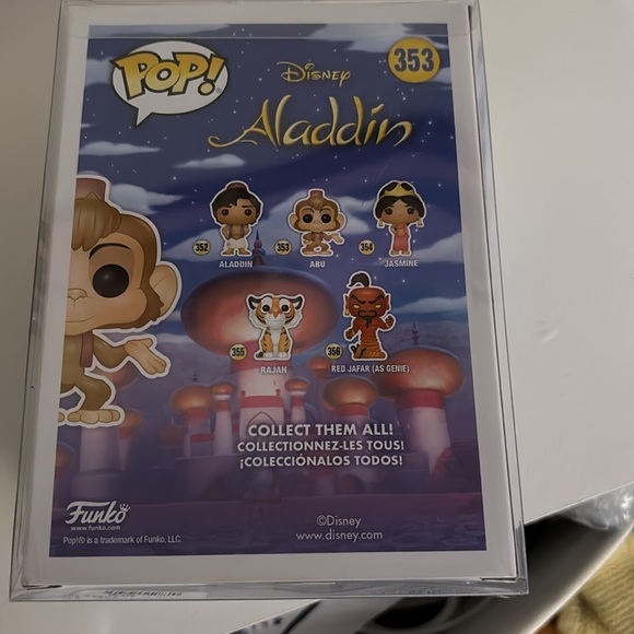 Aladdin - Abu Flocked, Hot Topic Exclusive Funko Pop - Picture 3 of 3